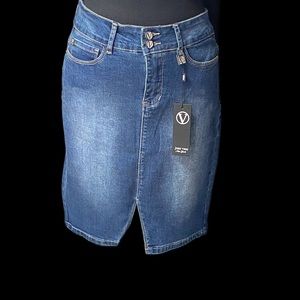 V Joan vass Skirt NWT
